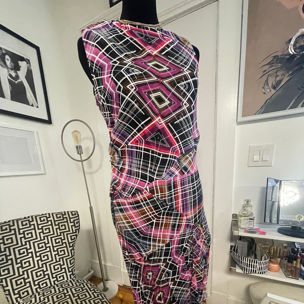 Work ready midi dress in cute print!